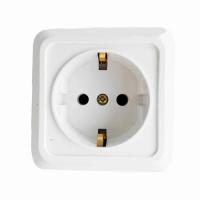 PA-028-VEG 16A розетка одноместная c заземлением Sirius